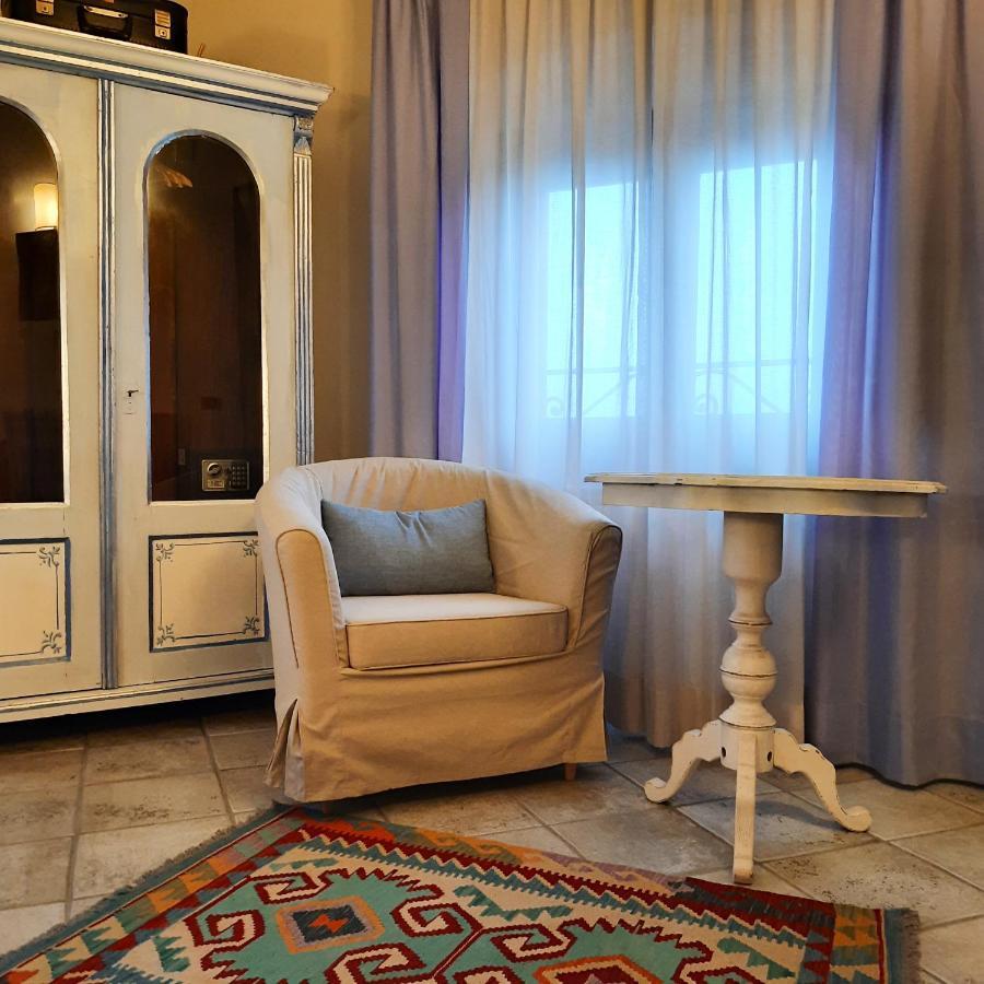 Boutique Hotel Fox'S Inn San Giustino Valdarno Ngoại thất bức ảnh