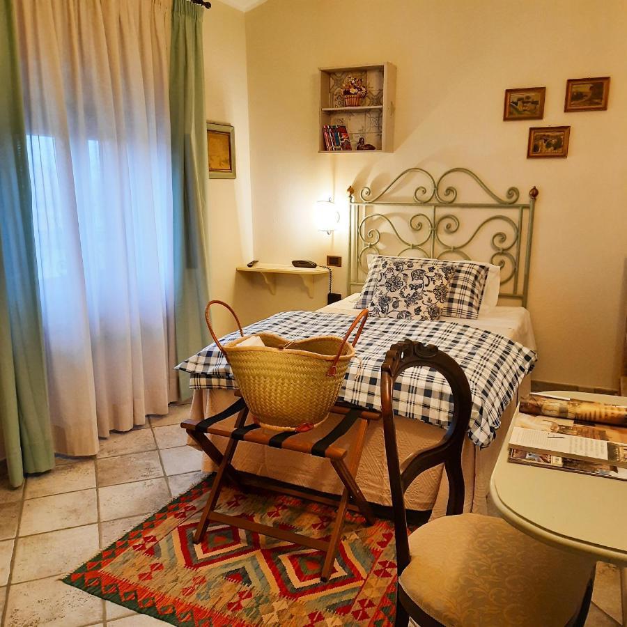 Boutique Hotel Fox'S Inn San Giustino Valdarno Ngoại thất bức ảnh