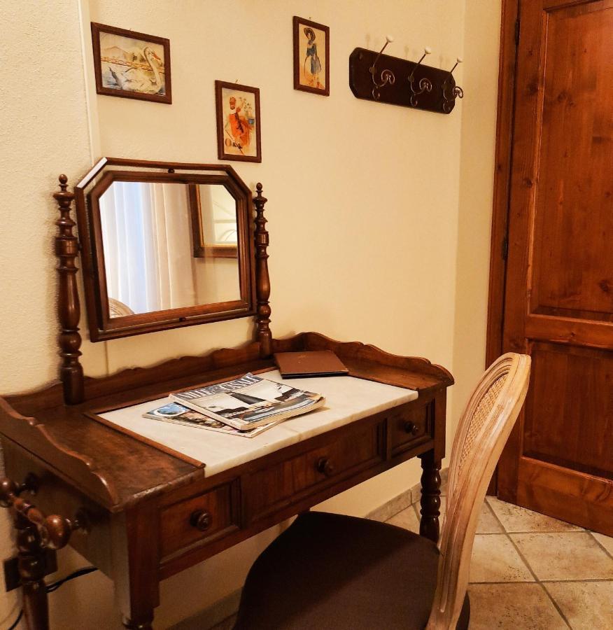 Boutique Hotel Fox'S Inn San Giustino Valdarno Ngoại thất bức ảnh