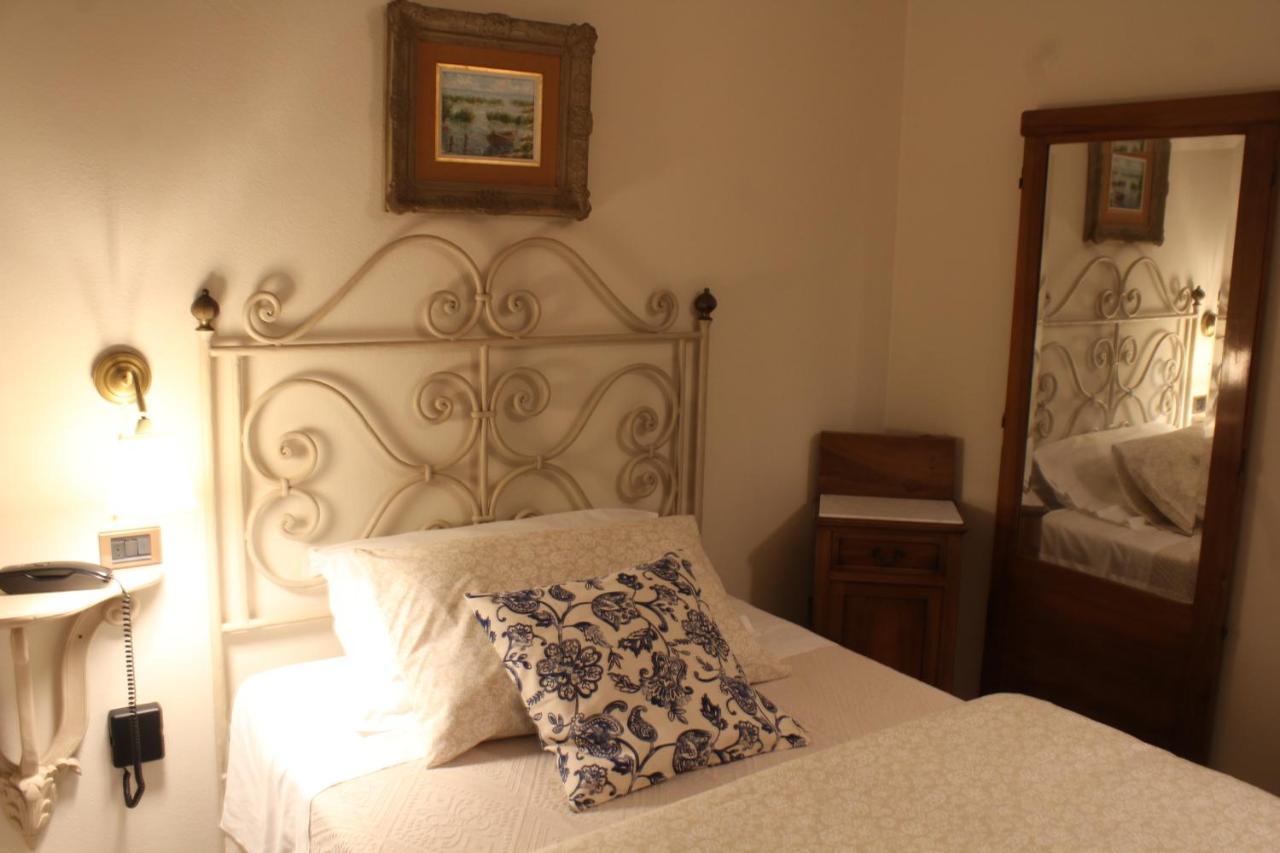 Boutique Hotel Fox'S Inn San Giustino Valdarno Ngoại thất bức ảnh