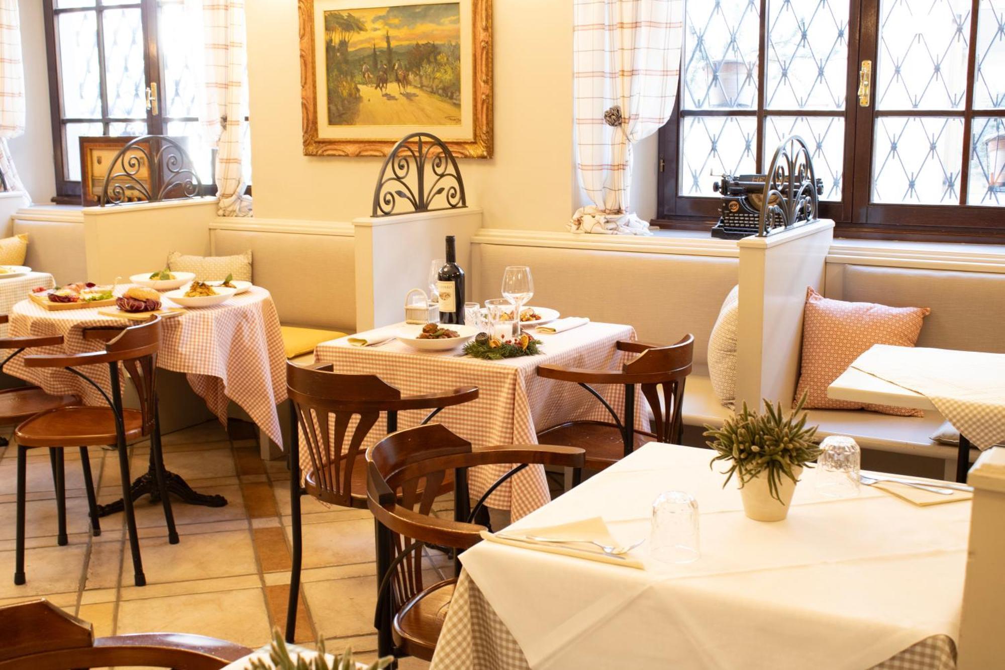Boutique Hotel Fox'S Inn San Giustino Valdarno Ngoại thất bức ảnh