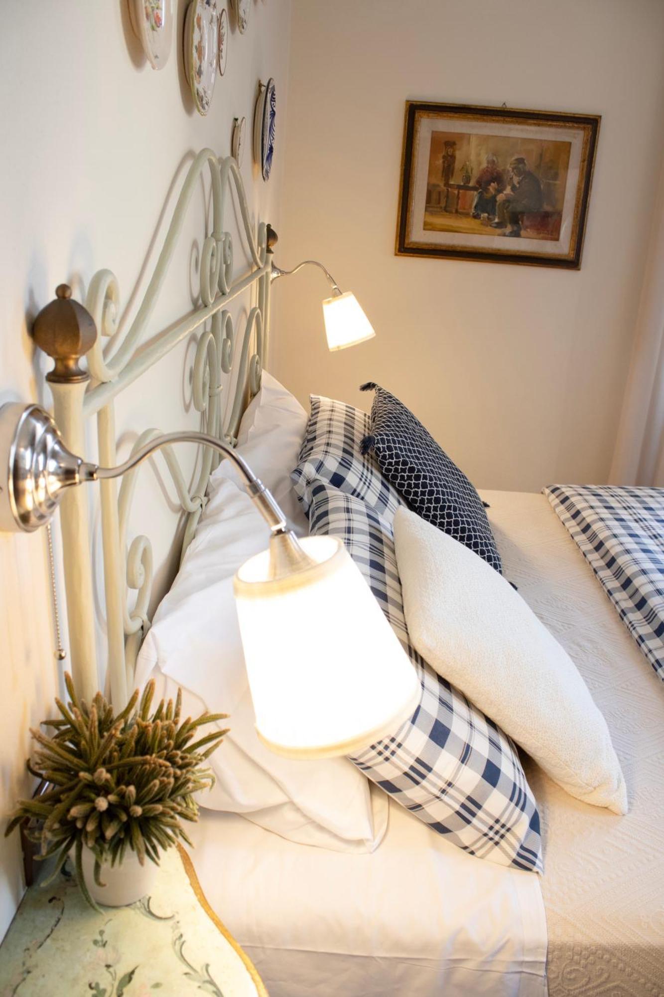 Boutique Hotel Fox'S Inn San Giustino Valdarno Ngoại thất bức ảnh