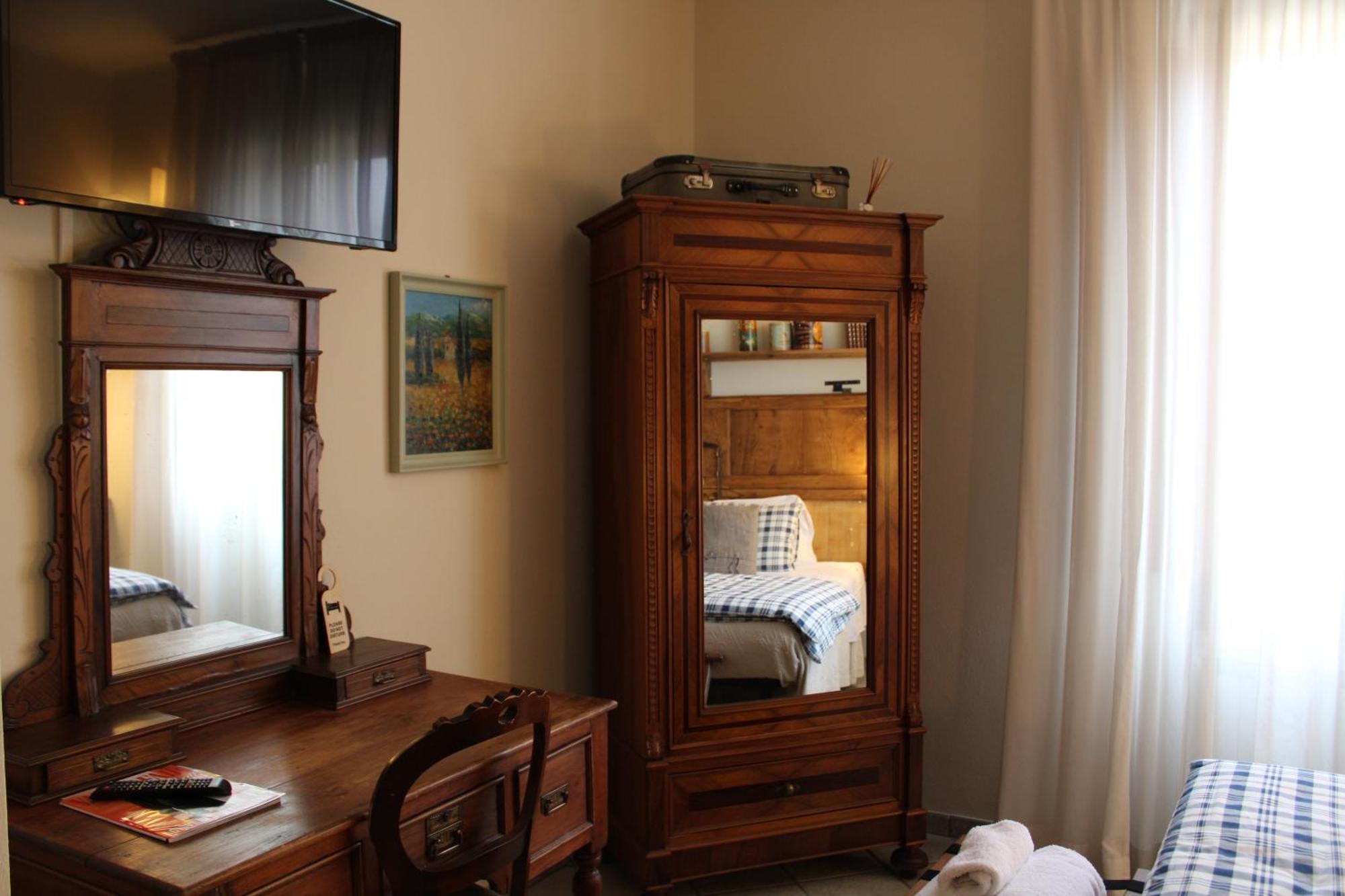 Boutique Hotel Fox'S Inn San Giustino Valdarno Ngoại thất bức ảnh